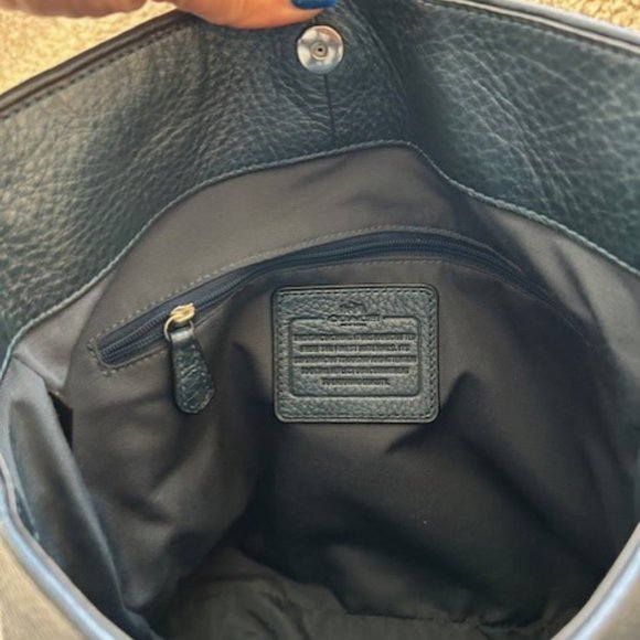 Coach Edie 31 Green Leather Hobo Shoulder Bag - Picture 3 of 6